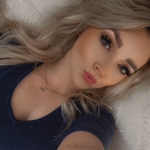 Meet your Posher, Alexandria